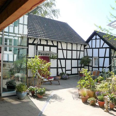 Ferienhaus Im Fachwerkhof 'Haus In Bewegung' Seelscheid Exteriör bild